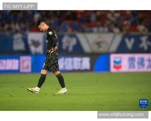 武汉超级足球明星精彩瞬间回放视频带你重温激情赛场的辉煌时刻